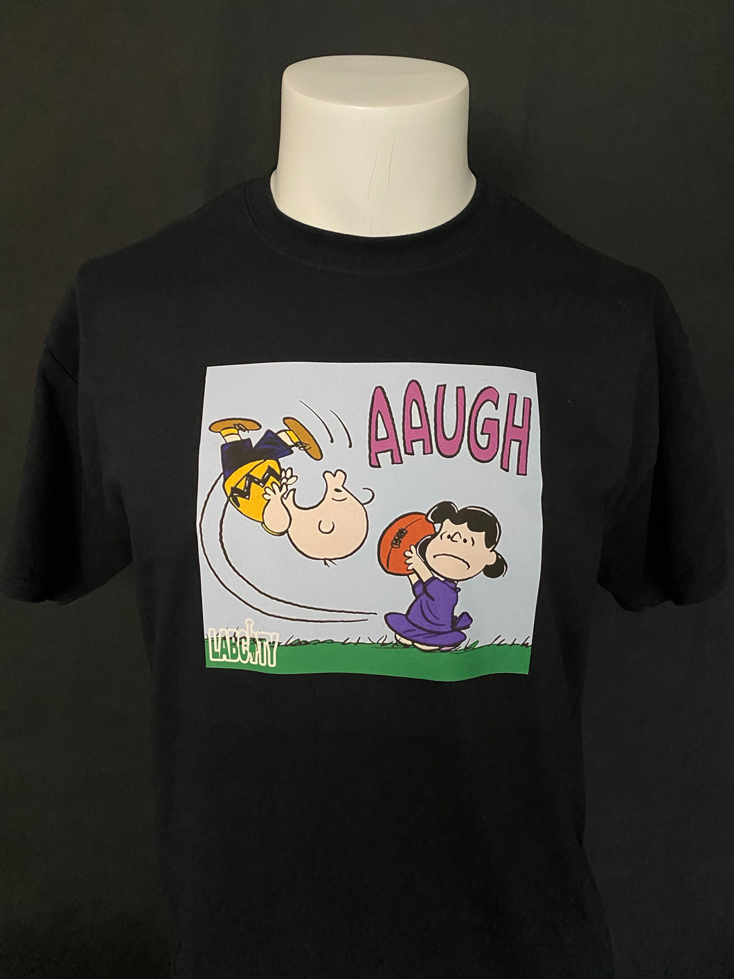 GOT HIM AGAIN TEE (LUCY & CHUCK) by LABCITY