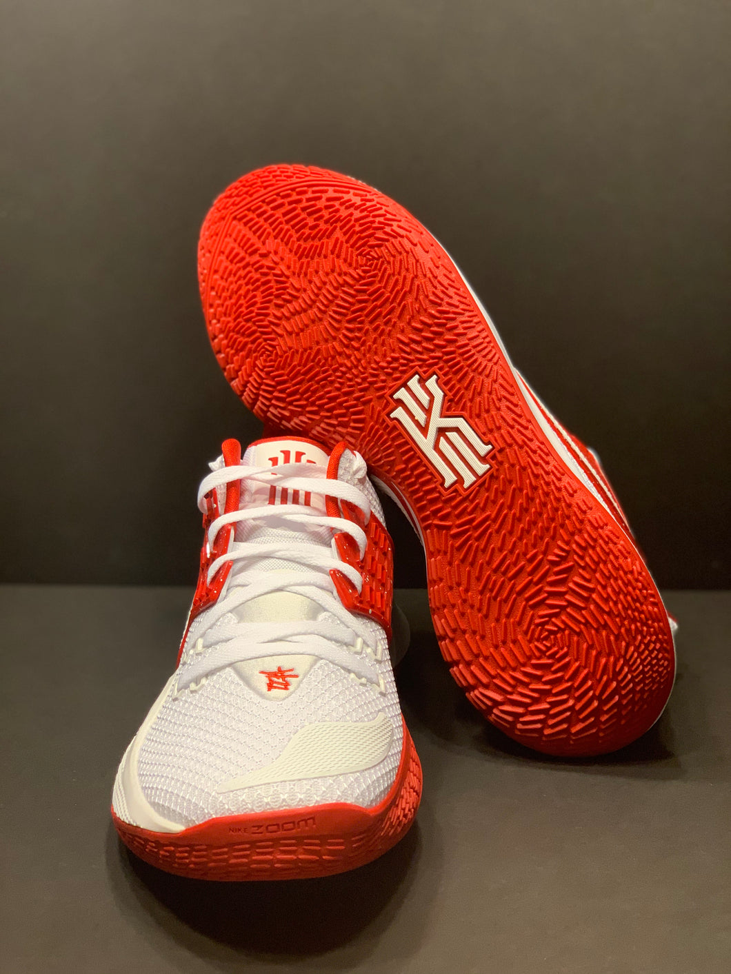 KYRIE LOW 2 TB PROMO (official Dragons team shoe)